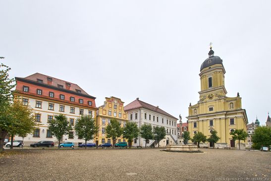 Karlsplatz mit Hofkirche Unserer lieben Frau