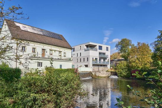 Blick auf die alte Wassermühle an der Elsenz und dem Mühlgraben