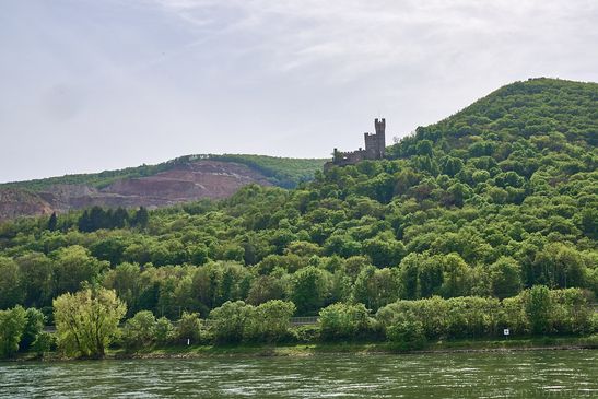 Niederheimbach - Burg Sonneck